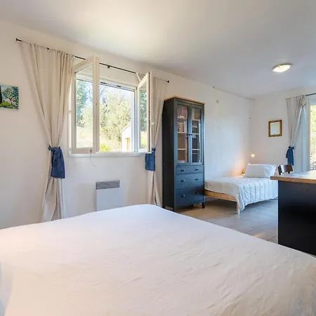 Tranquil With Private Pool Félines-Minervois